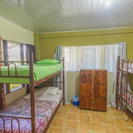 New Hostel Manuel Antonio, Meet New People מראה חיצוני תמונה