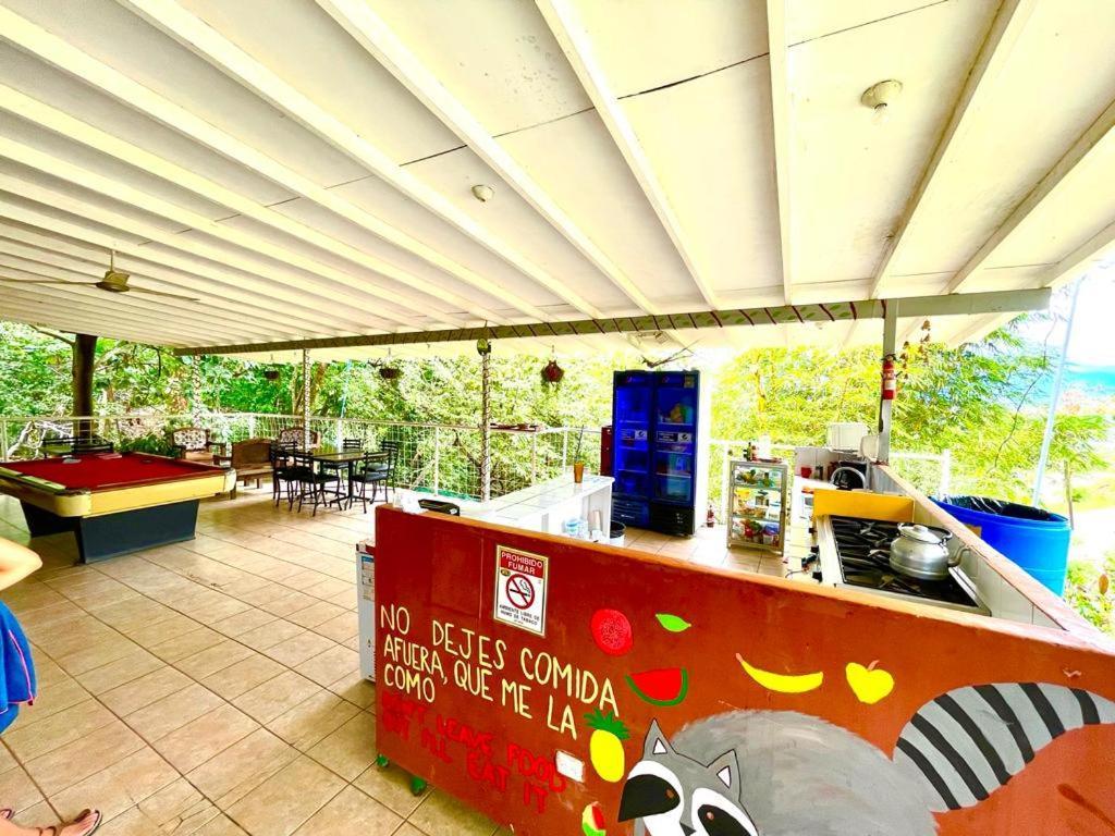 New Hostel Manuel Antonio, Meet New People מראה חיצוני תמונה