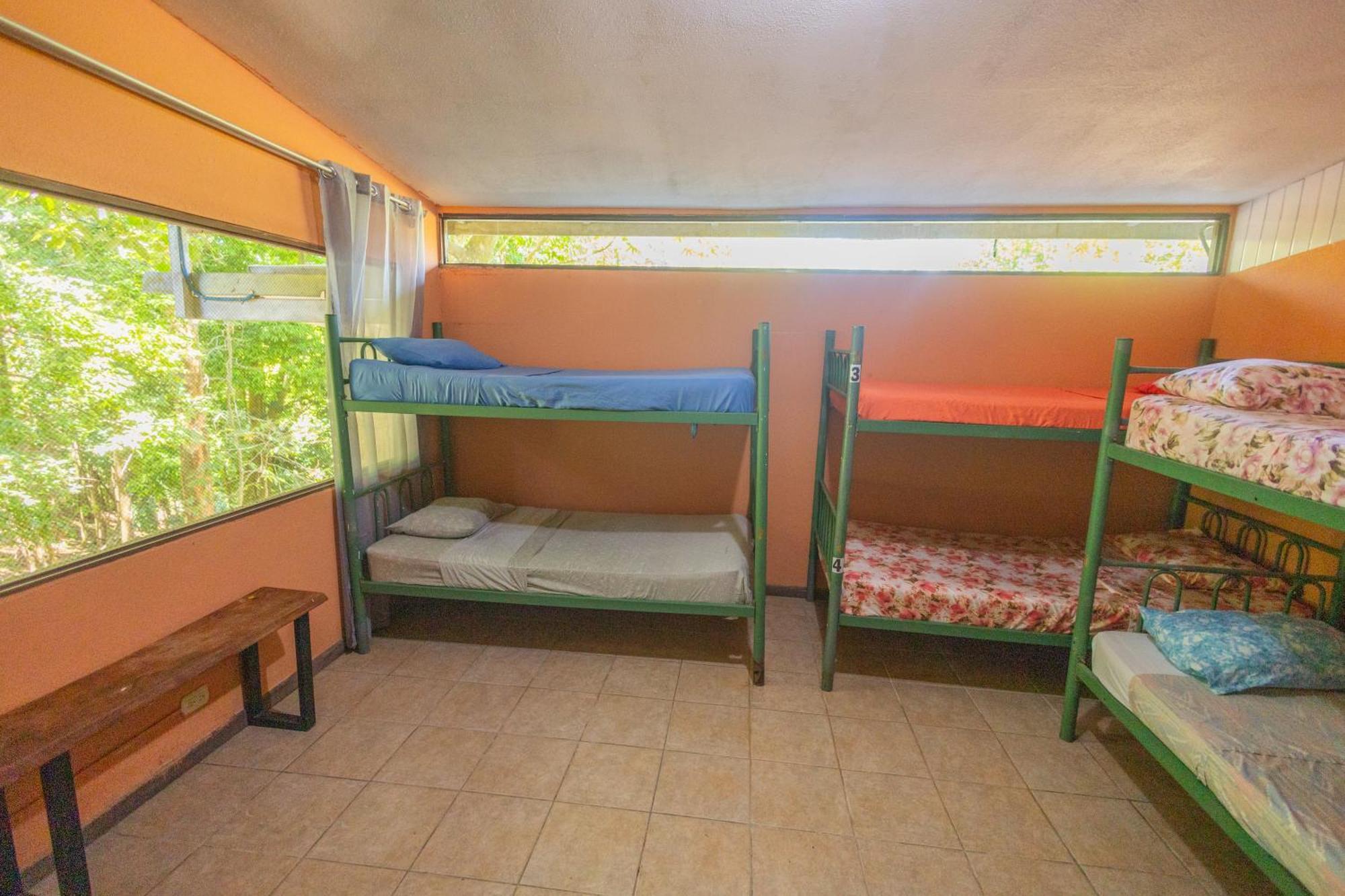 New Hostel Manuel Antonio, Meet New People מראה חיצוני תמונה