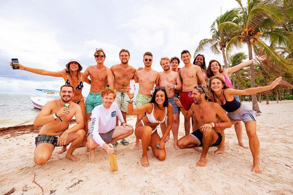 New Hostel Manuel Antonio, Meet New People מראה חיצוני תמונה
